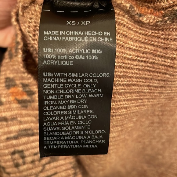 WHBM Animal Print Mock-neck Sweater - Picture 8 of 8